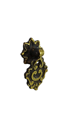 PUXADOR EM LATÃO ESTILO COLONIAL COM ENTRADA DE CHAVE PARA MÓVEIS - 1392/1