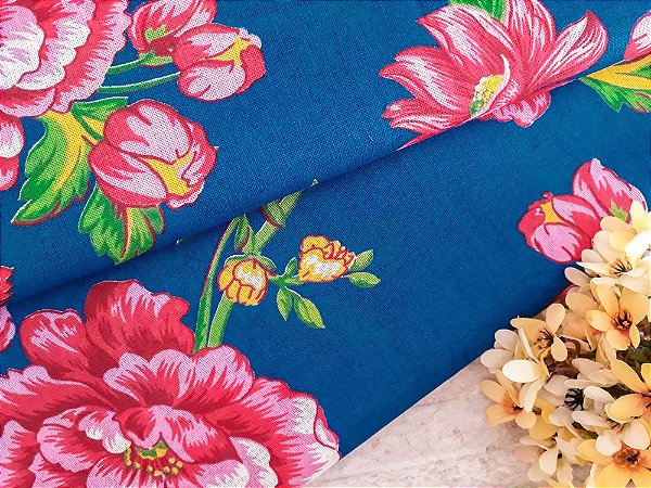 Chita Azul Escuro Estampa Floral Cor-de-rosa e Vermelha - 1m x 1,40m