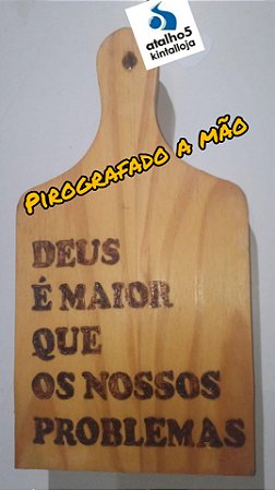 Tábua pirografada a mão com frase evangélica