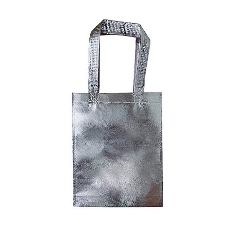 Sacolas de TNT Metalizado 20x25cm com Alça - Prata - pacote com 6 unidades