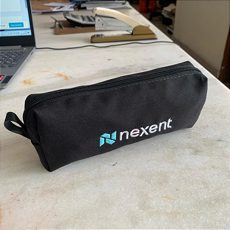 ESTOJO EM LONA SEM VIVO