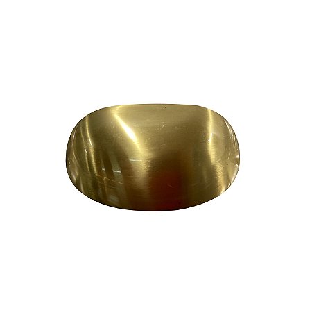 Puxador Concha Lisa 64mm Dourado Escovado – Elegância e Durabilidade