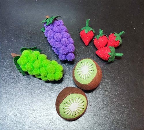 KIT FRUTA 33 UVA VMARAKIWI