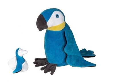 ARARA ENCANTADA AZUL GRAVIDA COM 1 FILHOTE