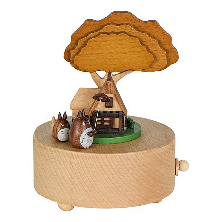 CAIXA DE MUSICA TALHADA CASA E ARVORE