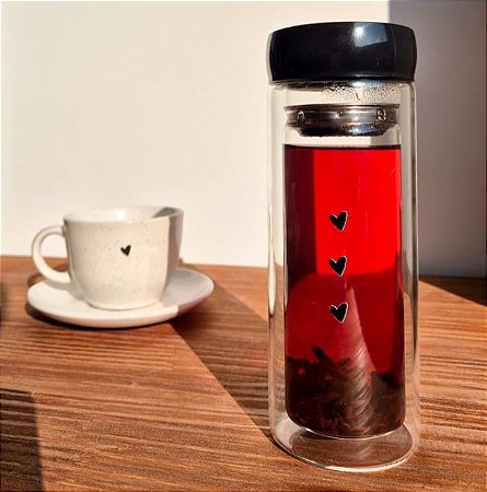 Garrafa Coração Com Infusor para Chá e Água Saborizada