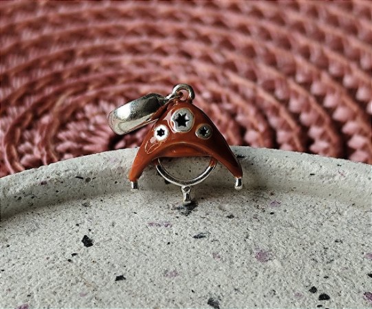 Berloque Chapéu de Couro