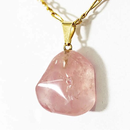 03 Pingente Pedrinha Natural Quartzo Rosa Pino Dourado Atacado