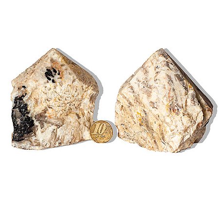 03 Turmalina no Feldspato Pé e Bico Serrado 300 a 400g TipoC