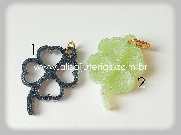 Pingente Trevo Vazado