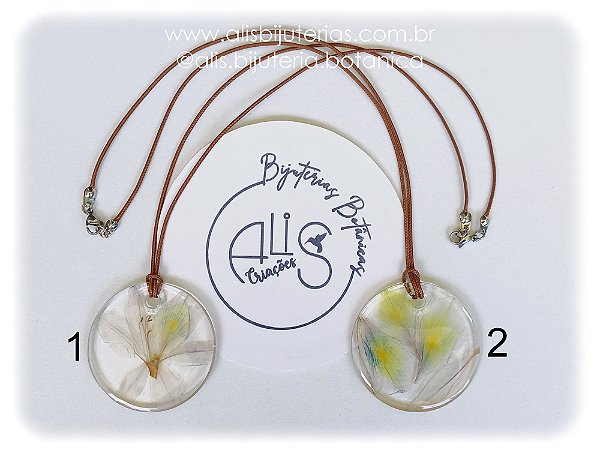 Colar Botânico Medalhão Baronesa