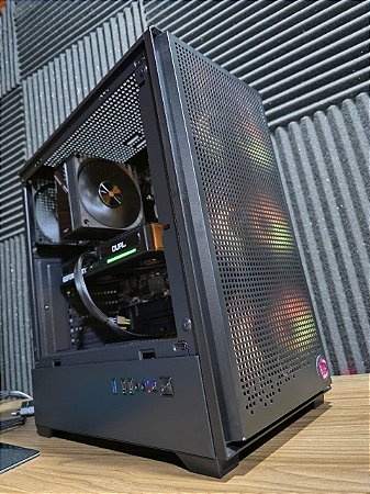 PC Gamer AMD Ryzen 5 7600x + RTX 5050 + 16GB DDR5 + SSD 512GB NVME + B840M