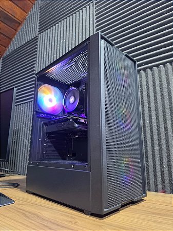 PC Gamer AMD Ryzen 3 4100 + RX 550 + 16GB DDR4 + SSD 240GB + A520M