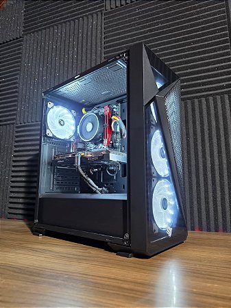 PC Gamer AMD Ryzen 5 5500 + RX 6600 + 16GB DDR4 + SSD 480GB + SSD 256GB NVMe + A520M