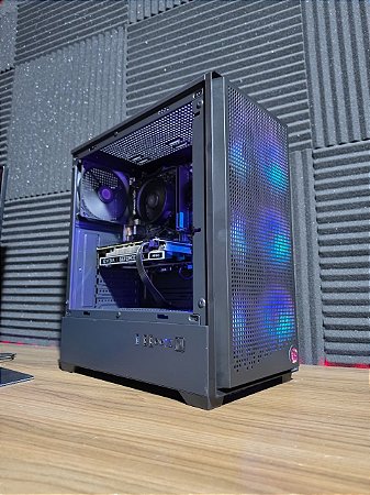 PC Gamer AMD Ryzen 5 5500 + GTX 1650 + 16GB DDR4 + SSD 250GB + A520M