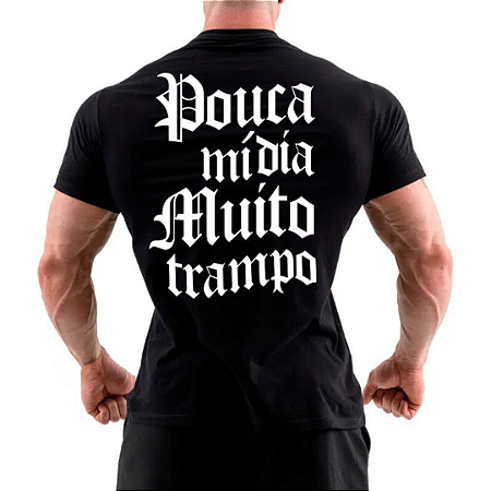 CAMISETA OVERSIZED I POUCA MÍDIA MUITO TRAMPO