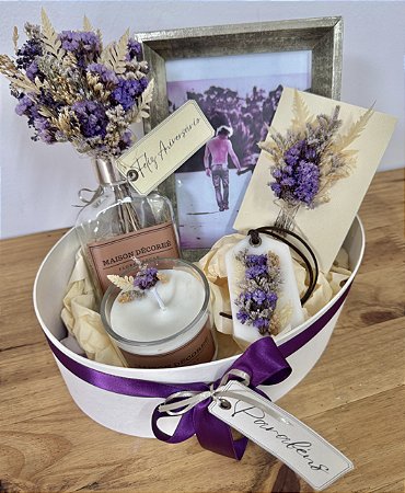 Kit Presente Feliz Aniversário Lilás