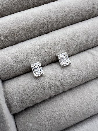 BRINCO RETÂNGULO COM ZIRCÔNIAS