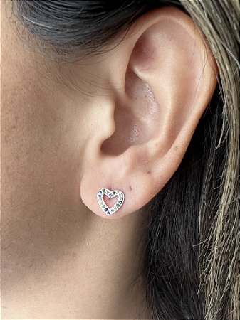 Brinco coracao cravejado colorido M