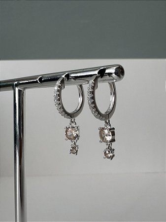 Brinco zirconia pendurada citrino