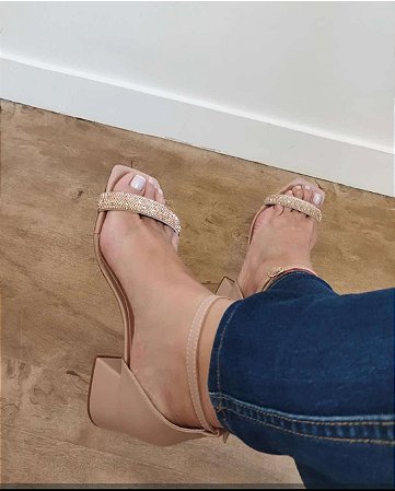 Sandália Salto Bloco