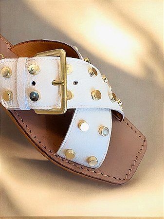 Rasteira couro off white X spik