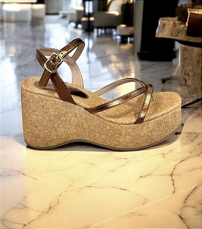 Sandália plataforma luxo bronze