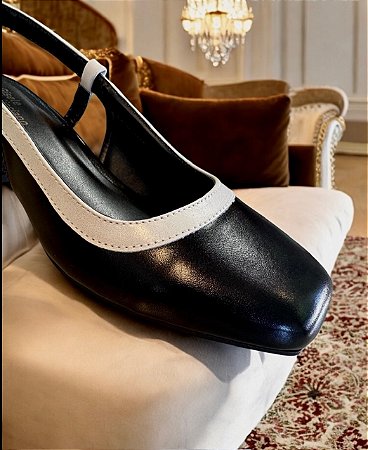 Scarpin paris bicolor salto bloco