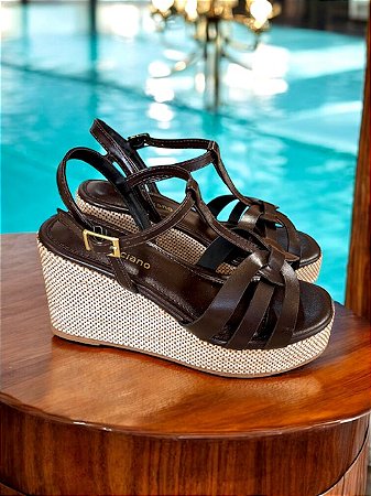 Sandália anabela Gaia chocolate