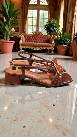 Sandália pedra whiski salto baixo