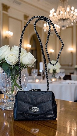 Bolsa luxo preta P matelassê 100% couro