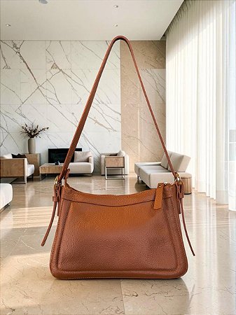 Bolsa Hobo Avelâ Couro Legítimo Nobre