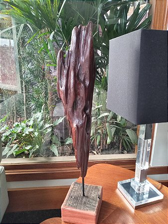 Escultura 2 - resgate da enchente no RS/2024