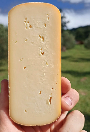 Queijo Quina 250g (aprox.) - Pé do Morro