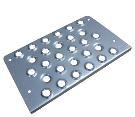 PISANTE INFERIOR ESTRIBO ESCADA  LE/LD  MBB AXOS 9406660428