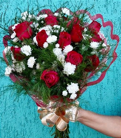 Buquê 12 Rosas Vermelhas