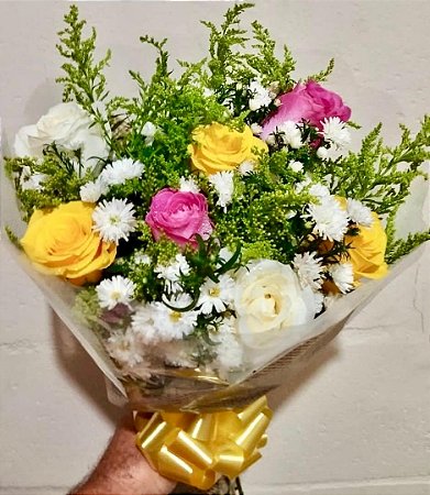 Buquê Rosas Coloridas