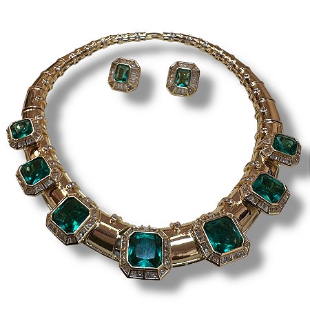 Conjunto Semijoia Luxo Pedras Naturais Verdes e Cristal