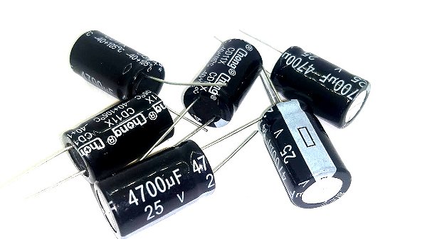 Capacitor Eletrolítico 4700UF/25V 16X30MM 105°C CHONGX
