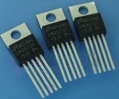 Circuito Integrado LM2575T-5.0P+