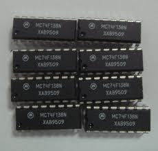 Circuito Integrado MC74F138N   (DIP-16)   MOTOROLA