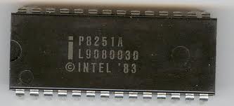 Circuito Integrado P8251A   (DIP-28)   INTEL