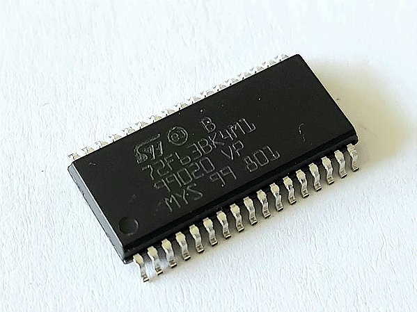 Circuito Integrado ST72F63BK4M1 SMD SOP-34 ST