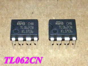 Circuito Integrado TL062  (DIP-8)   ST