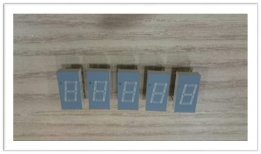 Display 7 Segmentos 1 DIGITO VERMELHO CATODO COMUM 660NS LC4071-11-M1 19X10MM