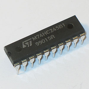 Circuito Integrado M74HC245B1 DIP-20 ST