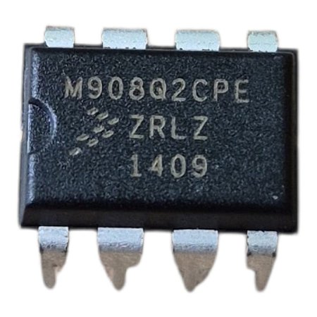 Circuito Integrado M908q2cpe Dip-8 Freescale