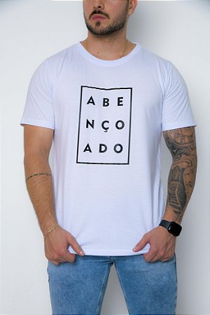 Camiseta básica cristã unissex Abençoado 30.1 penteado