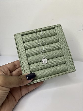 Colar Trevo Zirconias
