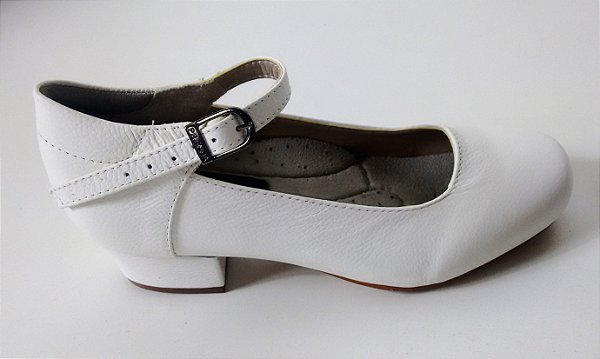 sapatilha branca com salto